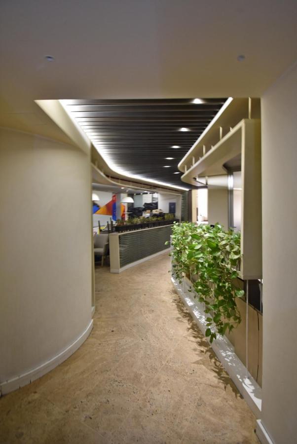 Armenak Apartment No 8, Abovyan Street Ereván Exterior foto